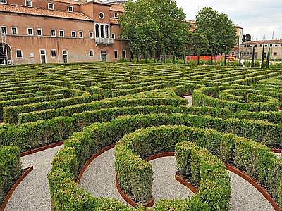 venezia-giardino-labirinto-borges